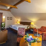 فندق Bruegge 3*